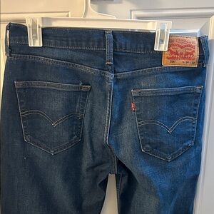 Levi's Dark Blue Denim Jeans men’s waist 34 x 32 inseam style 514 zip buttonfly